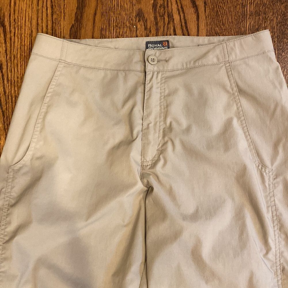 Royal Robbins 6 Short Length Hiker Pant Lightweight Zipper Pockets, Hidden Belt - Picture 2 of 9